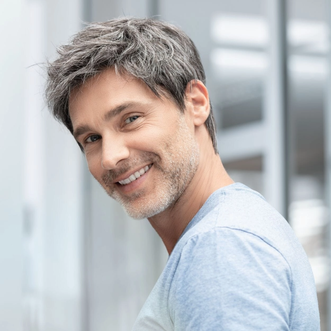 Accessories_Ellen Wille_Wigs Bradford Men's Wig by Ellen Wille