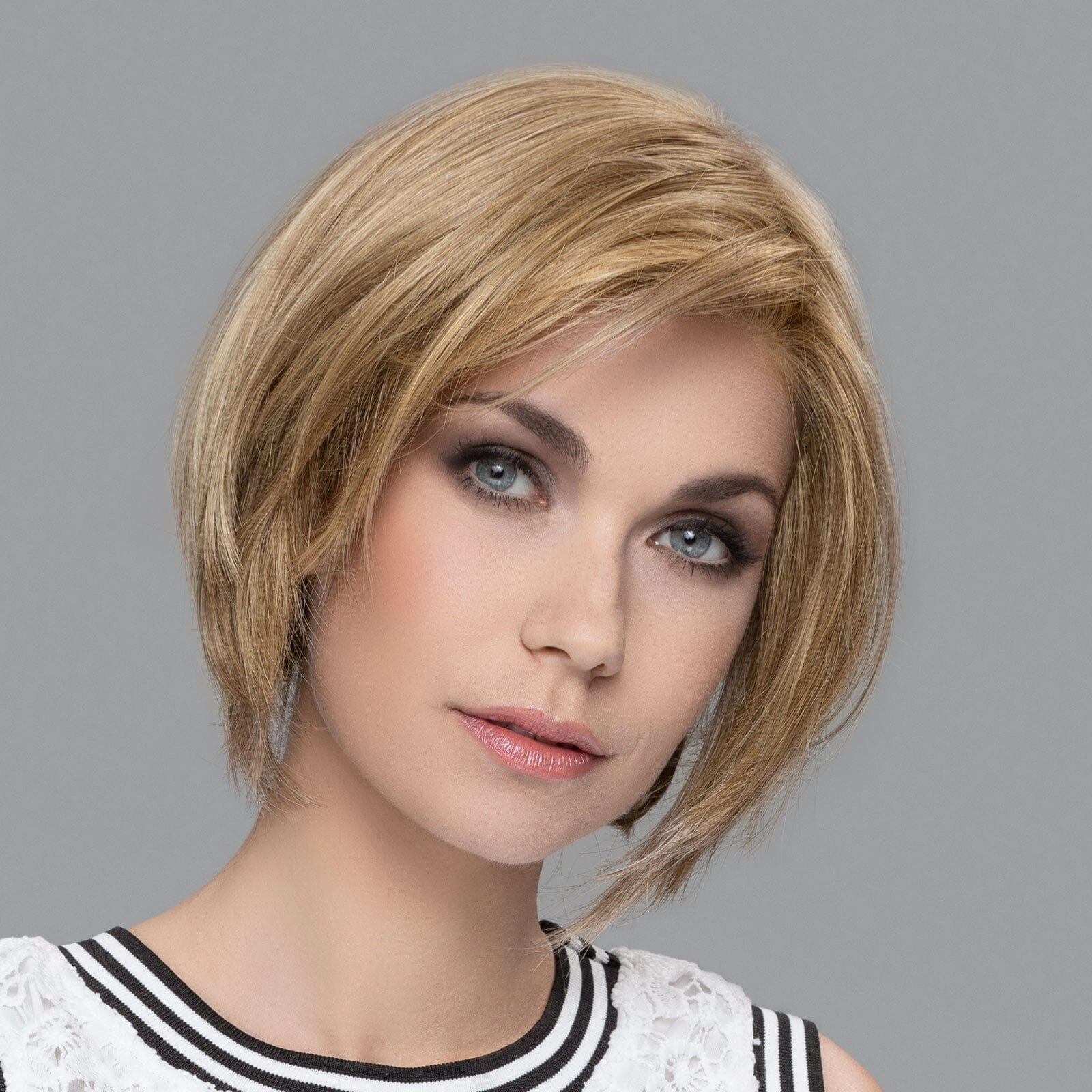 Accessories_Ellen Wille_Wigs Mood Deluxe Human Hair /Heat Friendly Synthetic Blend Wig by Ellen Wille