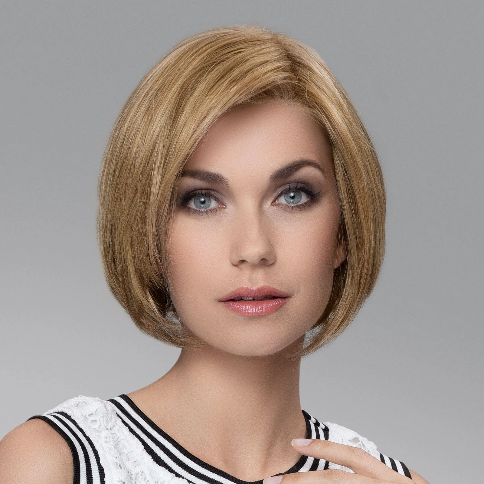 Accessories_Ellen Wille_Wigs Mood Deluxe Human Hair /Heat Friendly Synthetic Blend Wig by Ellen Wille