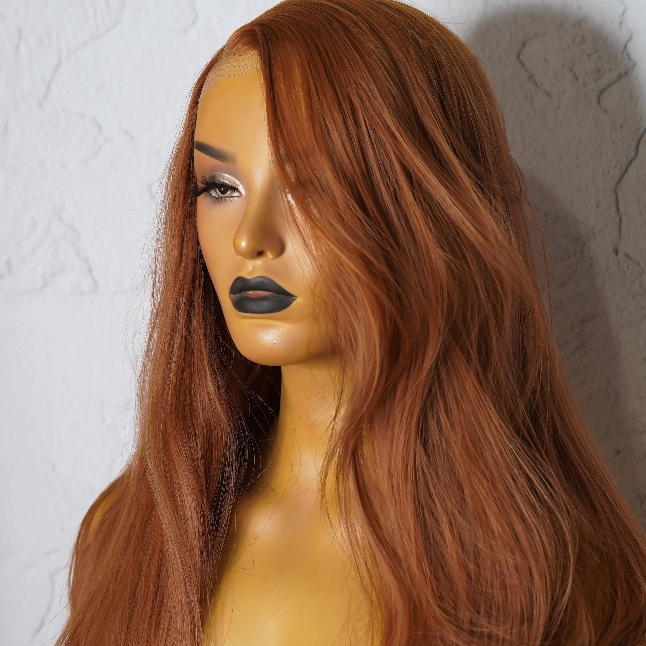 DUTCHESS Auburn 13x6" Lace Front Wig