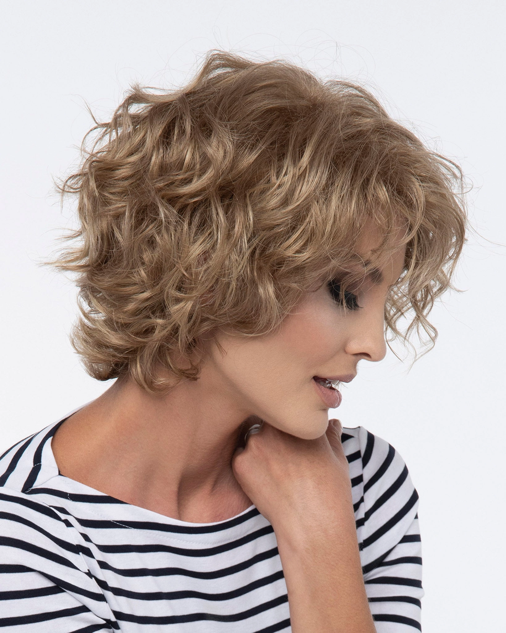 Suzi Wig by Envy | Open Top | Synthetic Fiber
